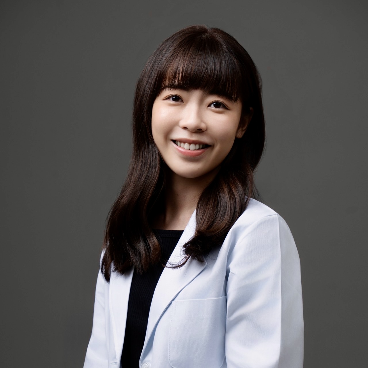 黃郁倩 諮商心理師照片